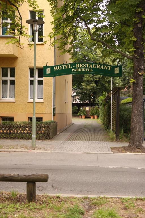 Hotel Parkidyll Berlin Bagian luar foto
